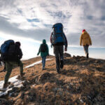 Photo d'un groupe en train de faire de la randonnée